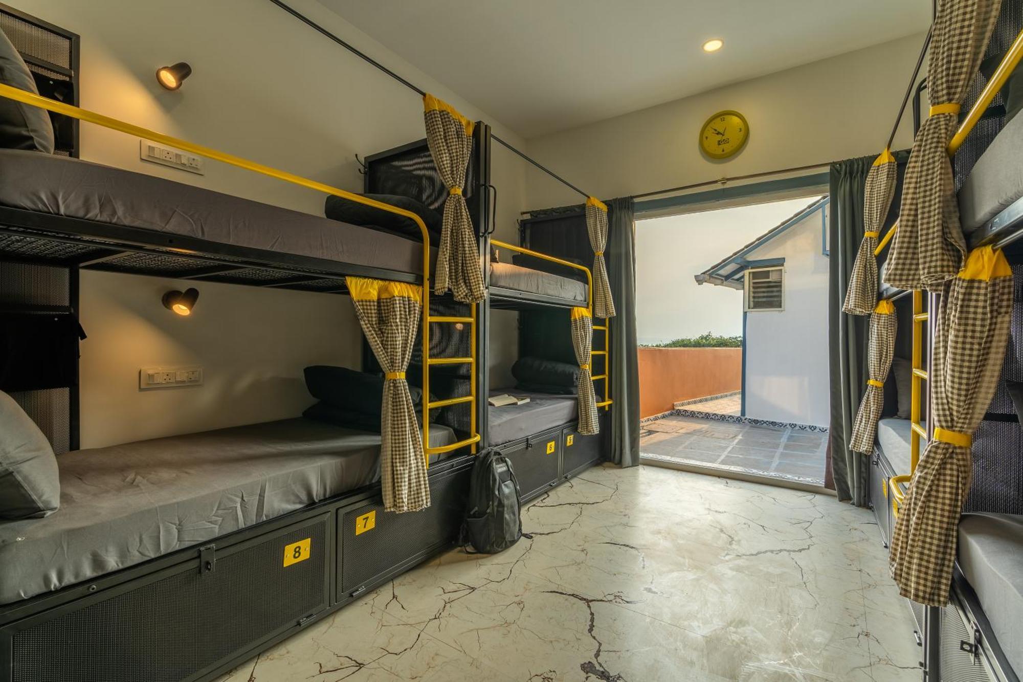 The Hosteller Goa, Mandrem Ruang foto