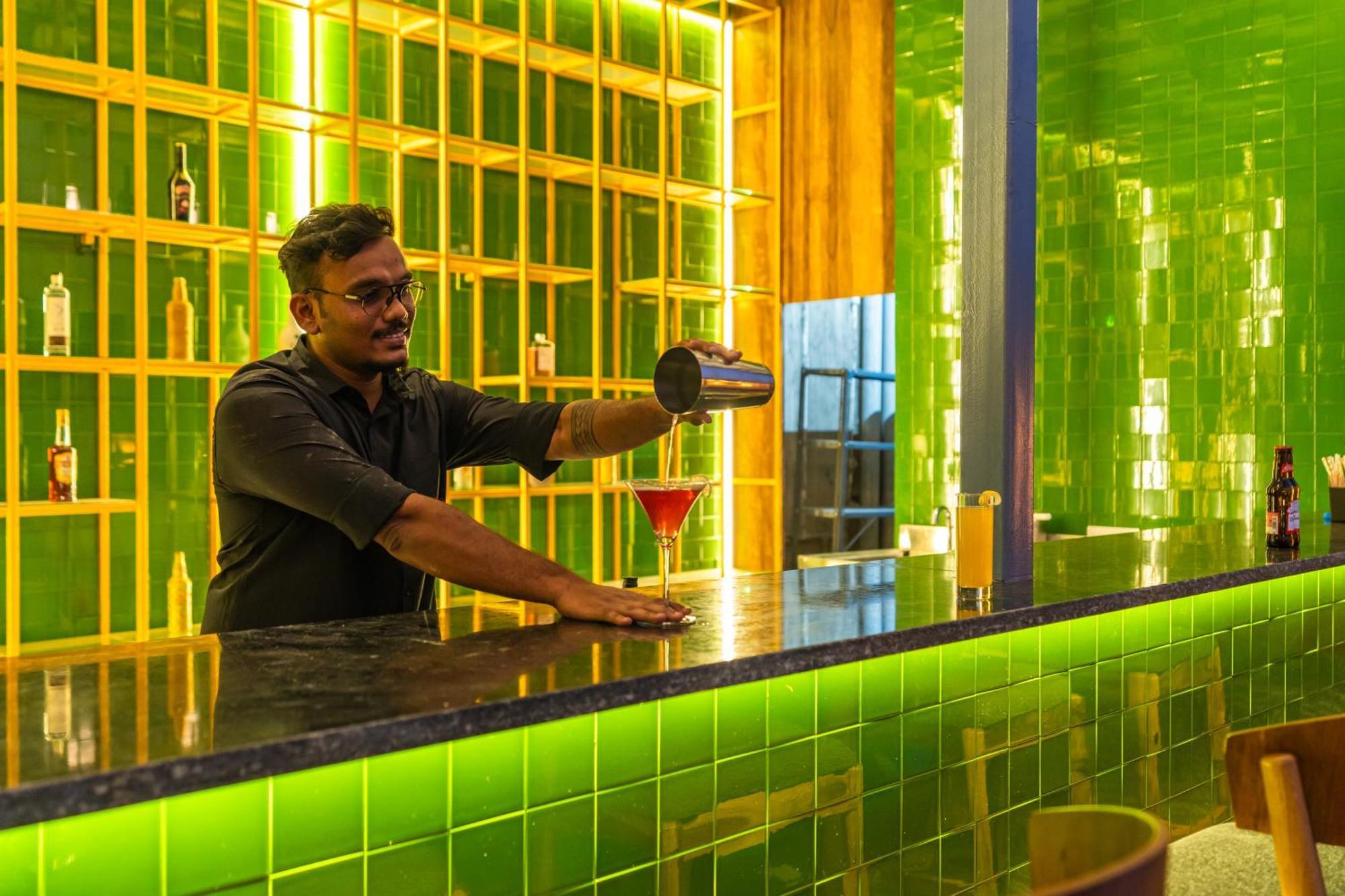 The Hosteller Goa, Mandrem Bagian luar foto