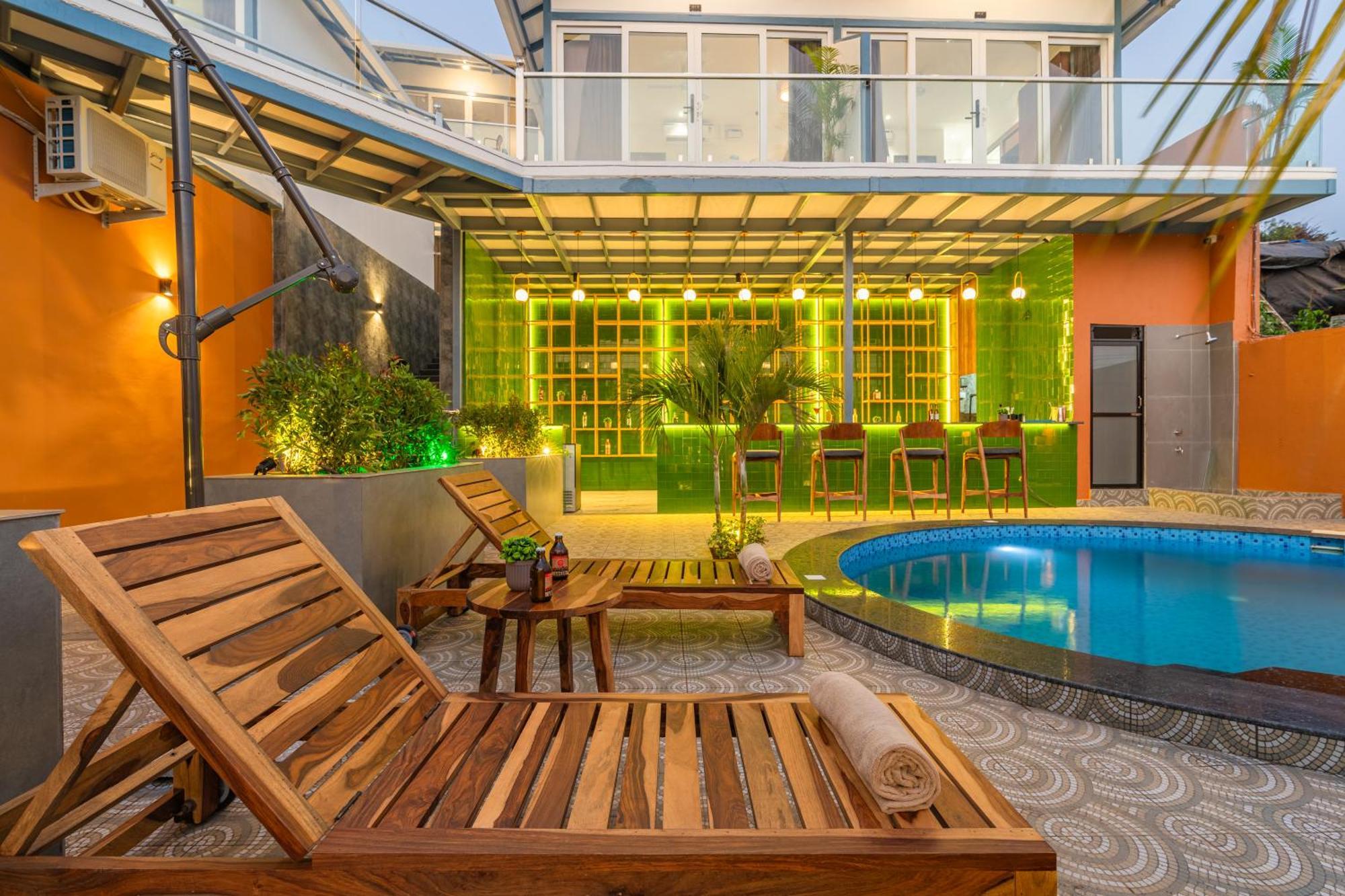 The Hosteller Goa, Mandrem Bagian luar foto