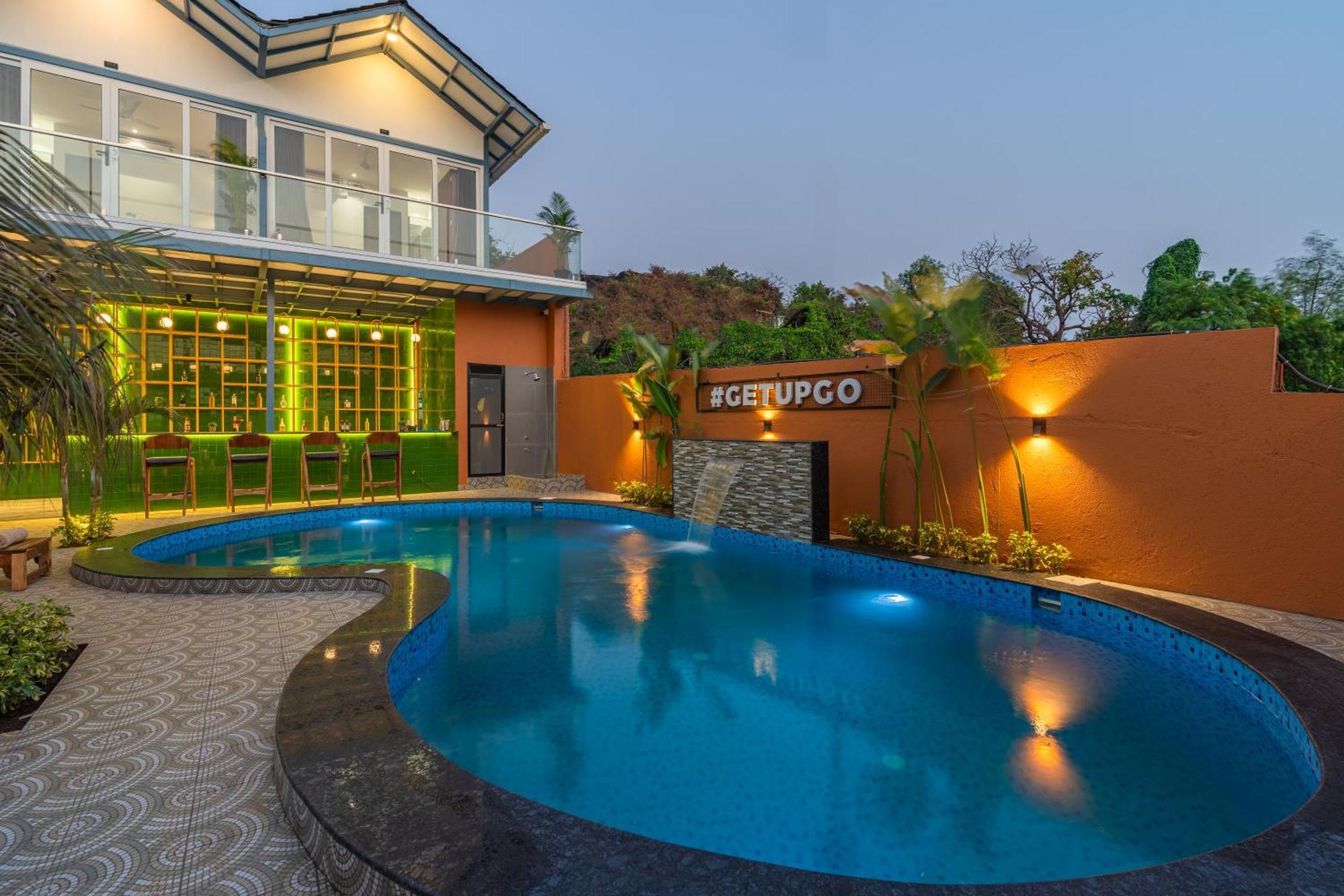 The Hosteller Goa, Mandrem Bagian luar foto