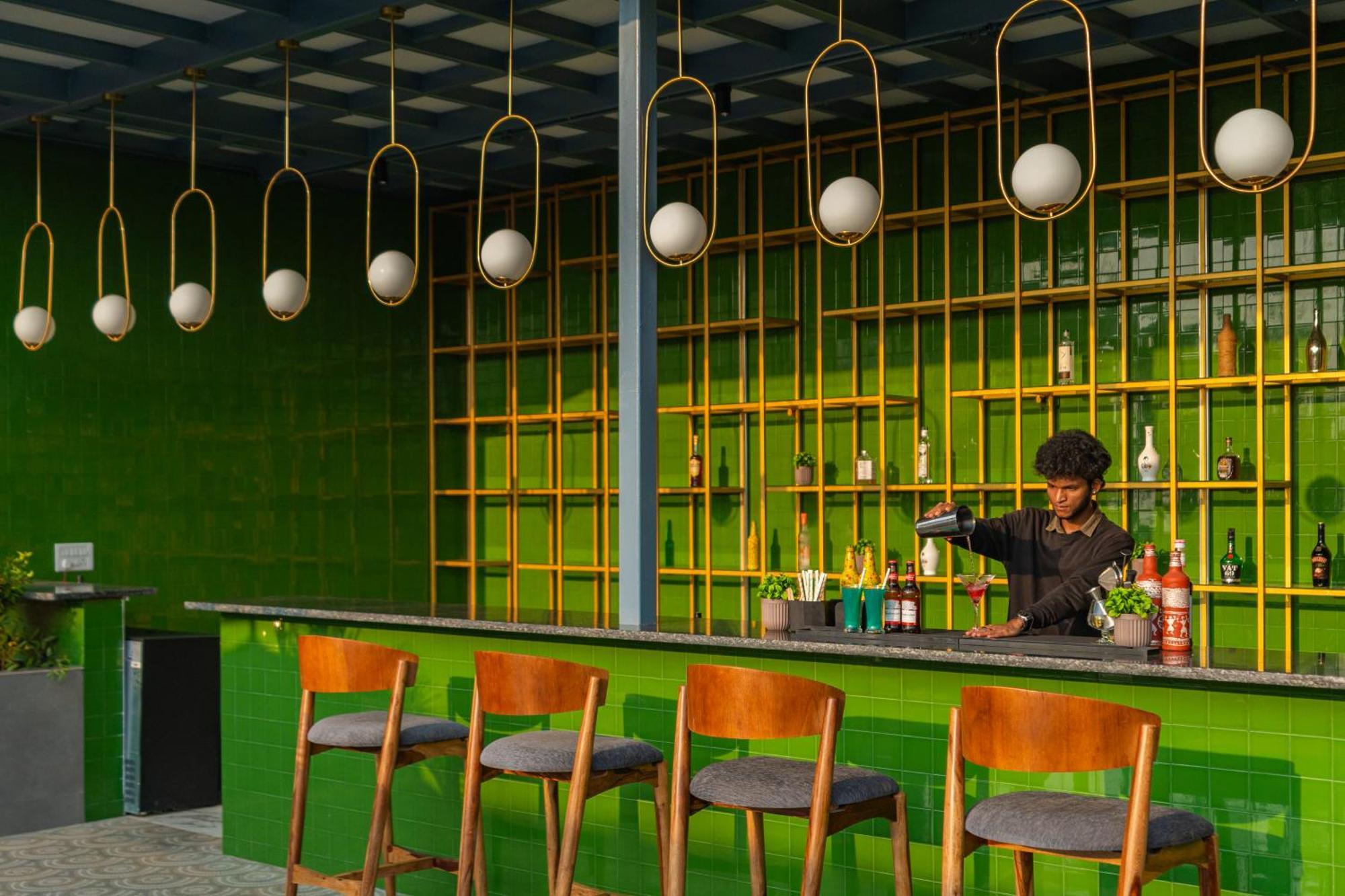 The Hosteller Goa, Mandrem Bagian luar foto